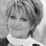 Amanda Barrie